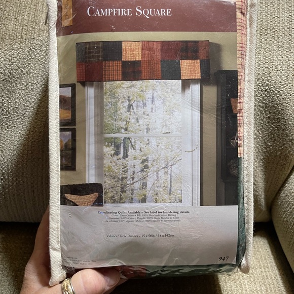 COPY - RUSTIC PRIMITIVE LODGE-CAMPFIRE QUILTED FROM DONNA SHARP Valance /Table… - Picture 2 of 5